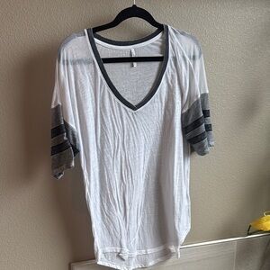 Z Supply White and Gray V-Neck T-Shirt